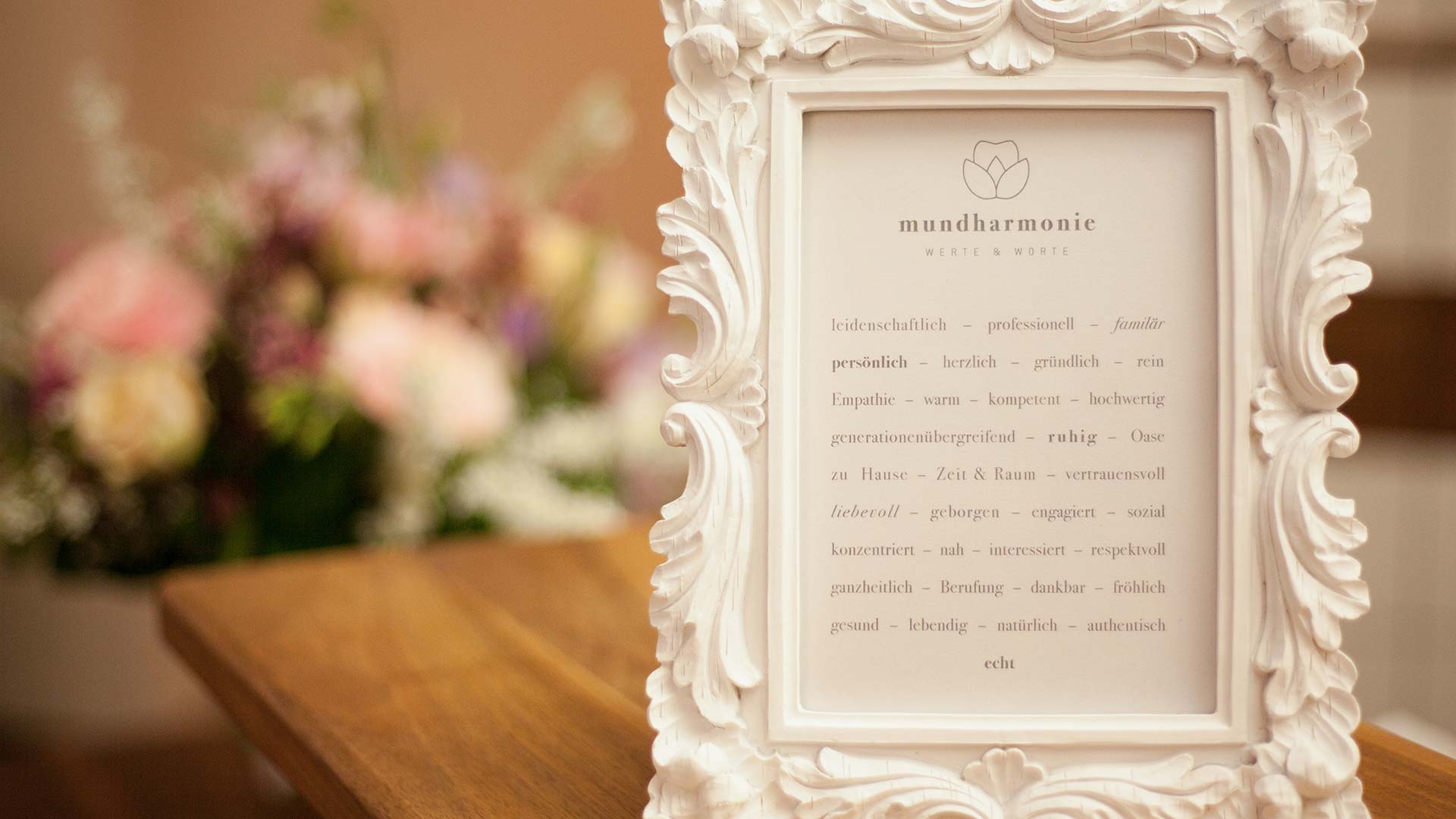 Parodontologie Zahnerhalt bei Freiburger Zahnarztpraxis mundharmonie Zahngesundheit Bilderrahmen